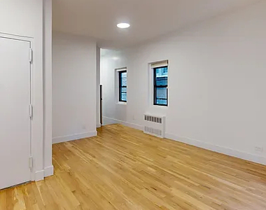 164 East 90th Street - Photo Thumbnail 5