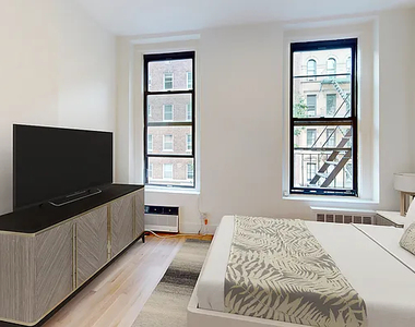 164 East 90th Street - Photo Thumbnail 4