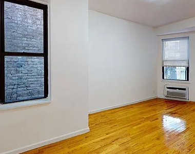 309 East 85th Street - Photo Thumbnail 3