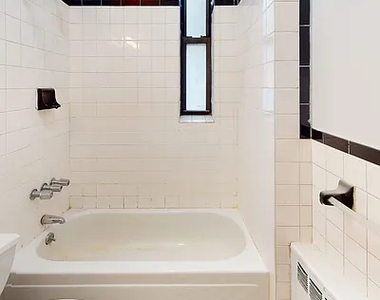 415 East 73rd Street - Photo Thumbnail 3