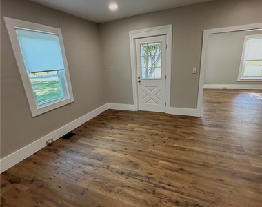 1116 Walnut Street - Photo Thumbnail 1