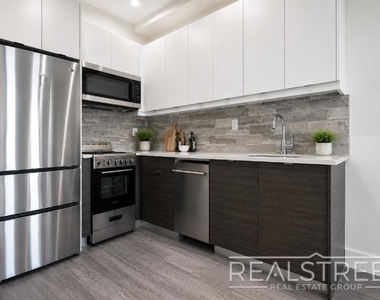 2517 Bedford Ave. - Photo Thumbnail 2