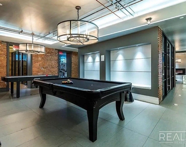 185 Leonard Street - Photo Thumbnail 7