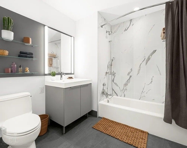 Ashland Place - Photo Thumbnail 1