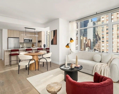 East 36th Street - Photo Thumbnail 2