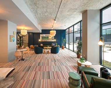 Halsey Street - Photo Thumbnail 8