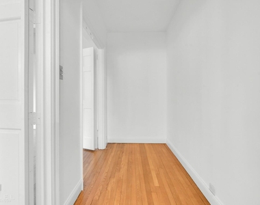 20 Continental Avenue - Photo Thumbnail 12
