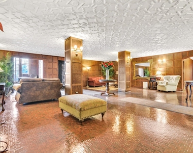 20 Continental Avenue - Photo Thumbnail 18