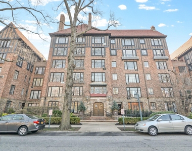 20 Continental Avenue - Photo Thumbnail 14