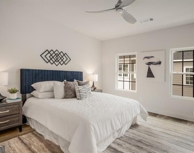 3165 Dogwood Drive - Photo Thumbnail 16