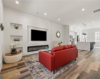 3165 Dogwood Drive - Photo Thumbnail 7