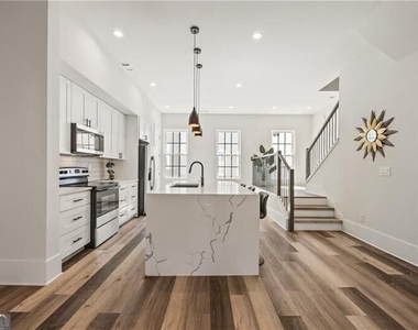 3165 Dogwood Drive - Photo Thumbnail 1