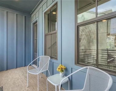180 Chestnut Circle - Photo Thumbnail 14