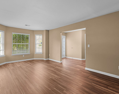 4124 Alveston Drive - Photo Thumbnail 5