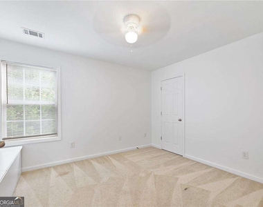 3926 Walnut Grove Way - Photo Thumbnail 29