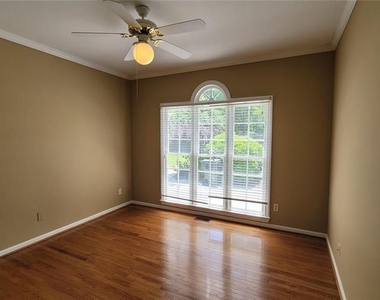 5005 Johns Creek Court - Photo Thumbnail 19