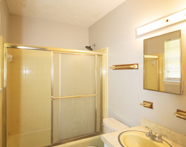217 Allenwood Drive - Photo Thumbnail 8