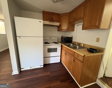 1457 Railroad Avenue - Photo Thumbnail 24