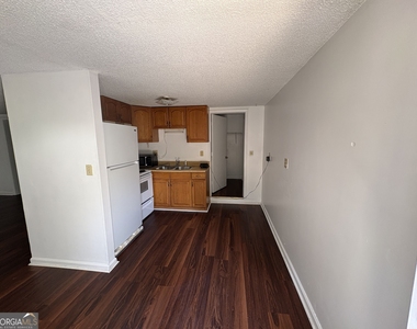 1457 Railroad Avenue - Photo Thumbnail 20