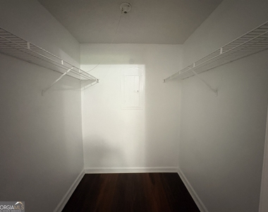 1457 Railroad Avenue - Photo Thumbnail 13