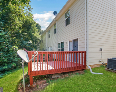 762 Georgetown Court - Photo Thumbnail 32
