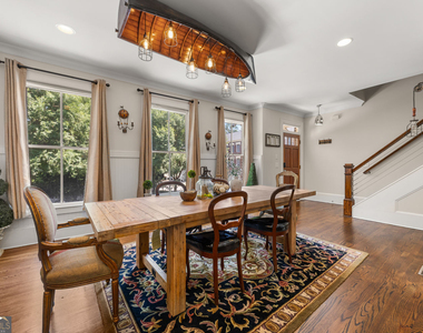 2671 Colgan Court Se - Photo Thumbnail 4