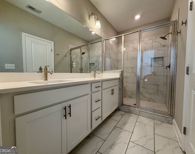 324 Overture Court - Photo Thumbnail 15