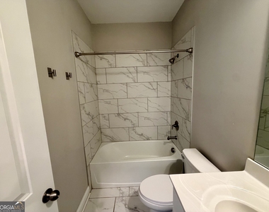 324 Overture Court - Photo Thumbnail 21