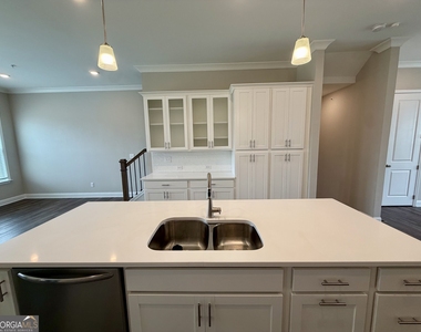 324 Overture Court - Photo Thumbnail 6