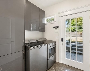 620 Kennesaw Avenue Ne - Photo Thumbnail 21
