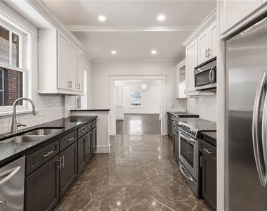 620 Kennesaw Avenue Ne - Photo Thumbnail 8