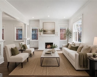 620 Kennesaw Avenue Ne - Photo Thumbnail 3