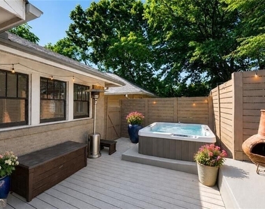 620 Kennesaw Avenue Ne - Photo Thumbnail 23