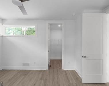 3258 S Bay Drive - Photo Thumbnail 54