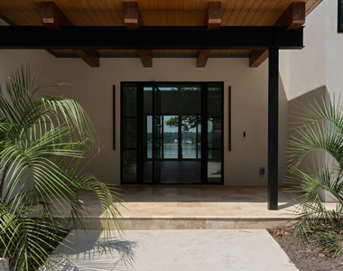 3258 S Bay Drive - Photo Thumbnail 16