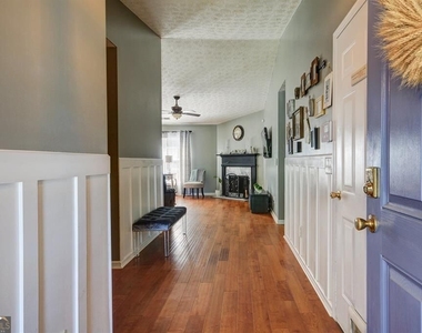 20 Bellaire Lane - Photo Thumbnail 3