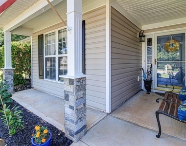 20 Bellaire Lane - Photo Thumbnail 2