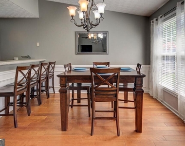 20 Bellaire Lane - Photo Thumbnail 6