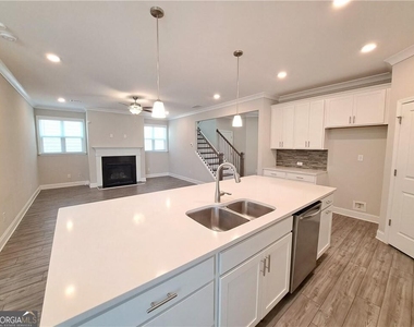 637 Stan Hope Lane - Photo Thumbnail 14