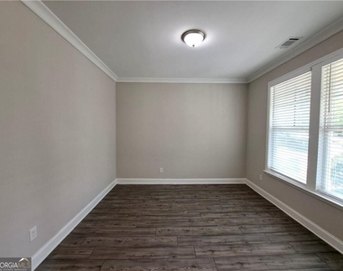 637 Stan Hope Lane - Photo Thumbnail 4