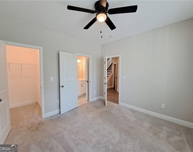 637 Stan Hope Lane - Photo Thumbnail 9