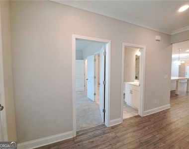 637 Stan Hope Lane - Photo Thumbnail 7