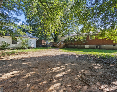 2560 Walton Way Sw - Photo Thumbnail 22