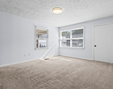 2560 Walton Way Sw - Photo Thumbnail 5