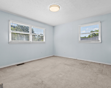 2560 Walton Way Sw - Photo Thumbnail 14