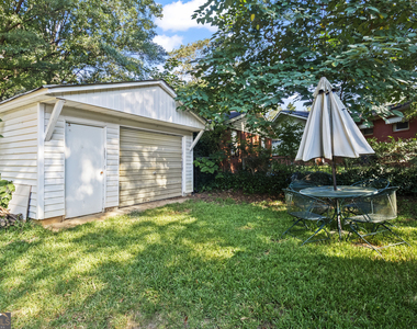 2560 Walton Way Sw - Photo Thumbnail 19