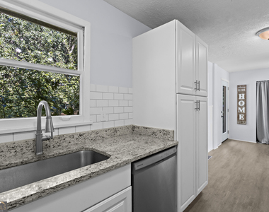 2560 Walton Way Sw - Photo Thumbnail 11