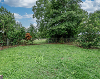 175 E Main Street - Photo Thumbnail 6