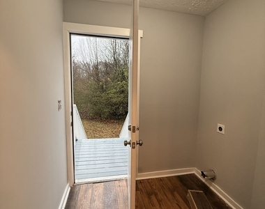 3218 Macedonia Road - Photo Thumbnail 28