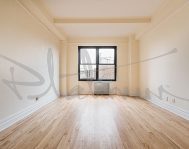 2nd Avenue - Photo Thumbnail 4